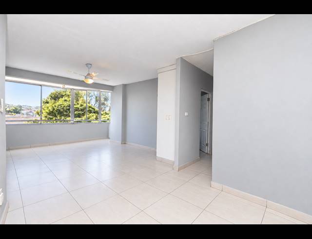 1 BEDROOM APARTMENT FOR SALE IN ESSENWOOD